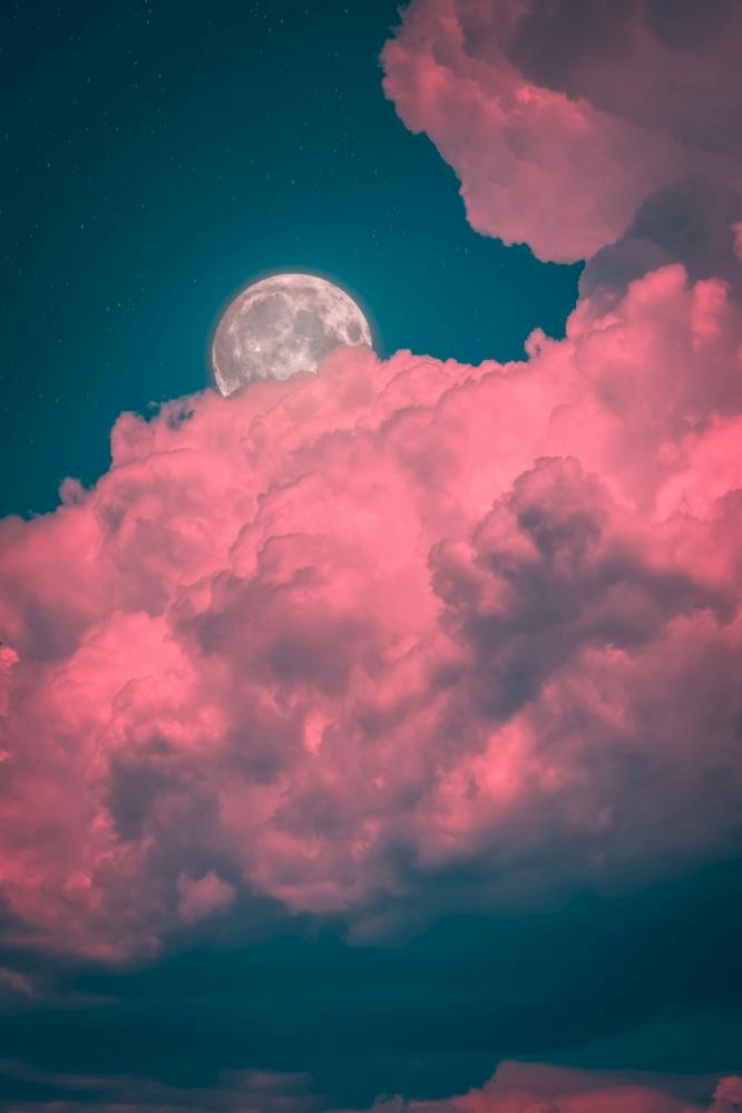 <?= The Magic of the Strawberry Full Moon – Did You Know? ?>